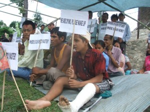 pic Non-registered Bhutanese display various playcards in the protest program, Beldangi-I